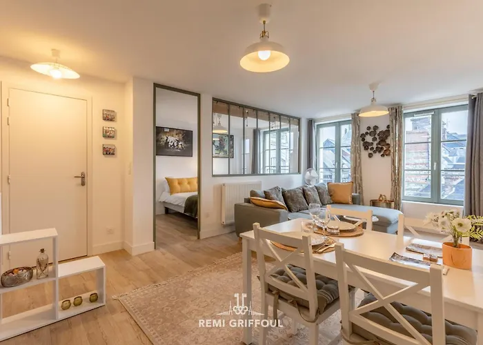 Magical Rooftop Views Historic Center 2 Guests Apartment