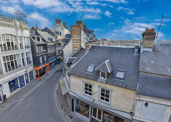 Apartment Magical Rooftop Views Historic Center 2 Guests Honfleur